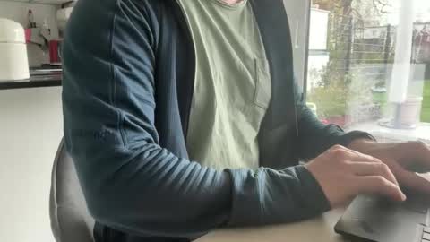 surfstar81 online show from October 28, 9:21 am