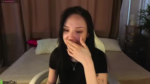 Annie online show from May 2, 1:22 am