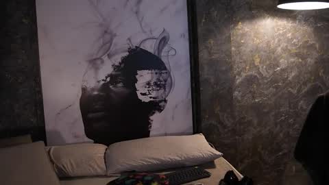 susan_wall online show from February 26, 7:50 pm