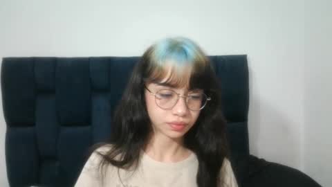 susana_petite420 online show from February 20, 4:58 pm