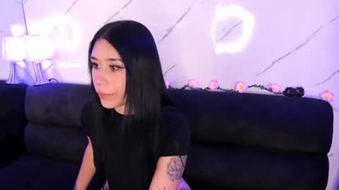 susanvilla online show from July 14, 11:48 am