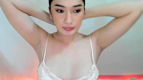 Kel  online show from November 29, 9:17 am