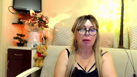 SusiexNoreen online show from June 23, 5:26 am