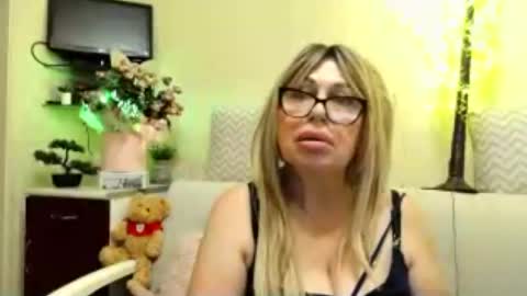 SusiexNoreen online show from July 30, 9:59 pm