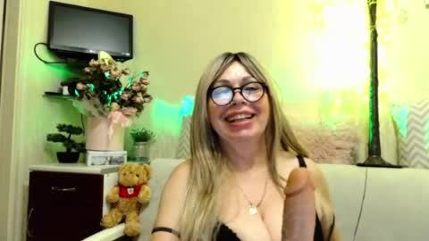 SusiexNoreen online show from July 18, 1:51 am