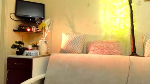 SusiexNoreen online show from February 28, 7:34 am