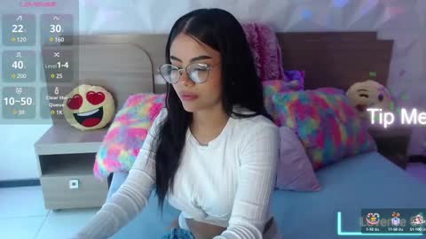 Snapshot of sussan_love01 chatting on February 24, 2:37 pm Susan online show from February 24, 2:37 pm