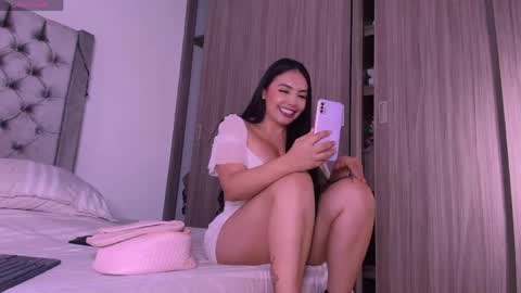 Andrea online show from April 28, 2:27 am