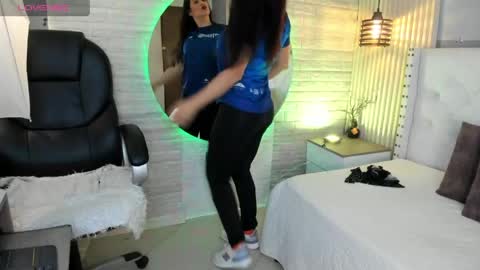   online show from April 23, 12:29 pm