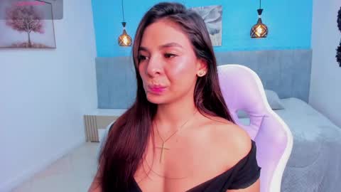 sussy_sweet4u online show from April 29, 10:42 am