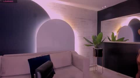 Sussy Bell online show from March 11, 3:42 am