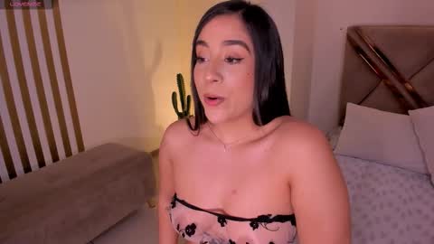 Sussy Bell online show from February 21, 6:27 am