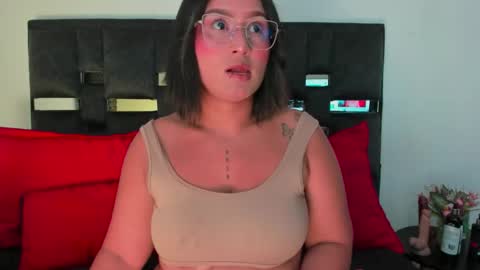 Sussy Sunny online show from January 11, 10:21 am