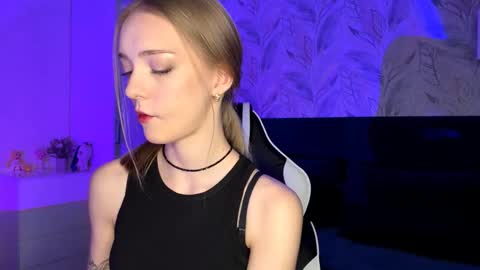 Jessica online show from November 7, 5:37 pm