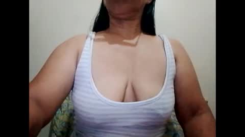 suzzie_hot online show from February 25, 9:37 pm