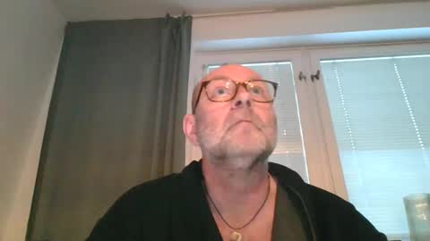 svenskdaddy online show from December 23, 8:11 am