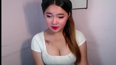 Jasmine online show from October 23, 11:34 am