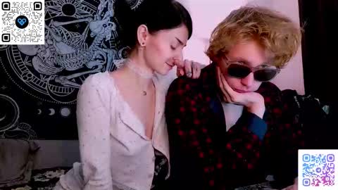 sweaties3 online show from November 27, 4:47 pm