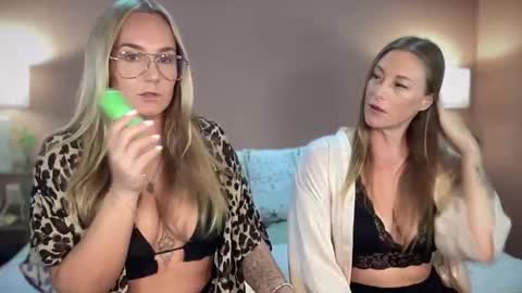 Swedish Candii online show from March 19, 1:00 am