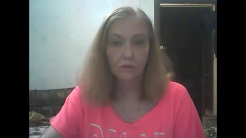sweet4blonde609 online show from June 7, 3:28 pm