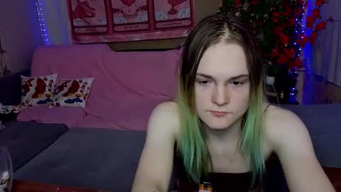 Haeyang  Torry online show from March 14, 4:33 pm