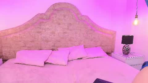 Sweet 1Angel online show from June 24, 4:41 am