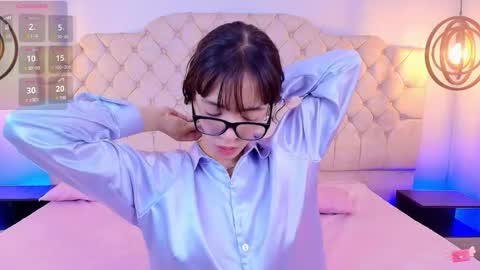 Snapshot of sweet_1angel chatting on October 23, 11:44 am Sweet 1Angel online show from October 23, 11:44 am