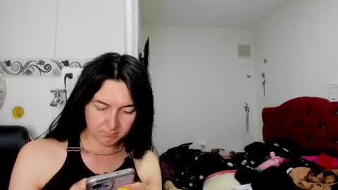 sweet__suck69bitch online show from July 9, 7:45 am
