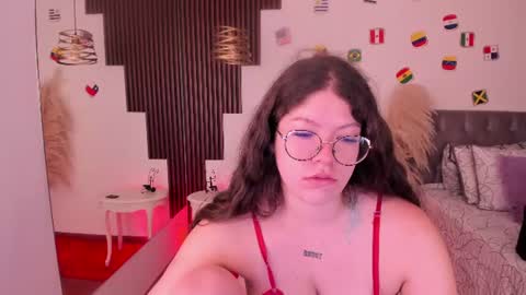 Alice online show from June 26, 7:08 pm