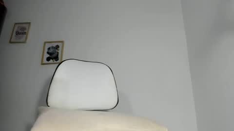 sweet_angelicaxxx online show from May 3, 7:14 am