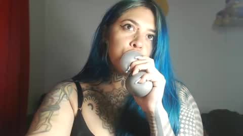 Bubbles online show from September 16, 1:18 am