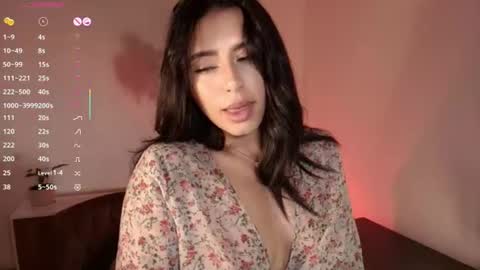 Camila online show from June 19, 11:33 pm