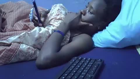 sweet_candie01 online show from April 29, 5:01 am