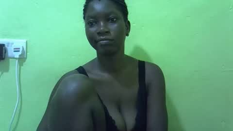 sweet_cherie1 online show from April 24, 2:30 pm