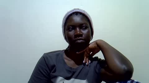 sweet_cherie1 online show from August 2, 5:48 pm