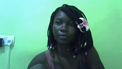 sweet_cherie1 online show from May 6, 4:24 pm