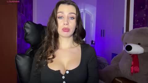 Sweet Cherry online show from November 26, 2:36 pm