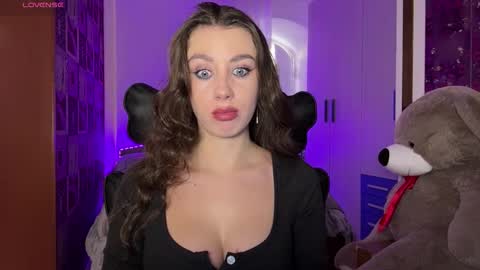 Sweet Cherry online show from November 30, 1:18 pm