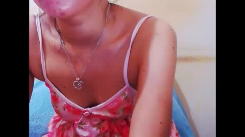Snapshot of sweet_cherrybabe chatting on December 26, 12:46 am Sweet Cherry online show from December 26, 12:46 am