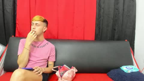 sweet_diamond__ online show from March 16, 4:37 am