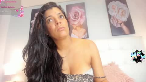 Snapshot of sweet_dreamses chatting on January 10, 6:17 pm Kendra online show from January 10, 6:17 pm