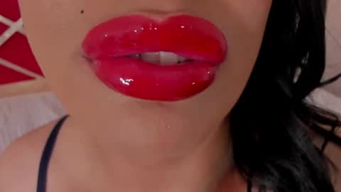 sweet_eliizabeth online show from July 1, 12:58 pm