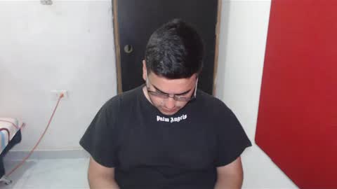 sweet_fantasy_couple online show from February 2, 12:09 am