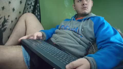 sweet_guy36 online show from September 18, 3:49 pm