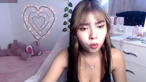 Hannah online show from April 6, 4:46 am