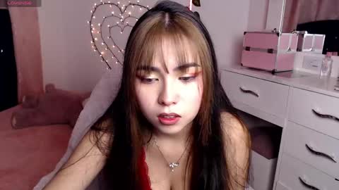 Hannah online show from May 2, 3:01 am