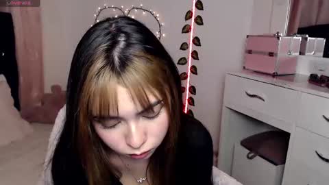 Hannah online show from June 11, 2:53 am