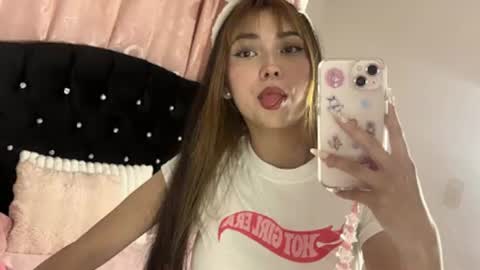 Hannah online show from July 25, 3:48 am