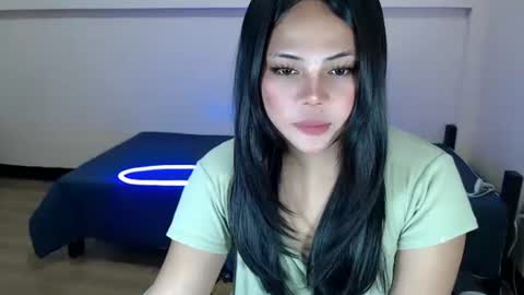 sophia daisy  online show from October 24, 11:27 pm