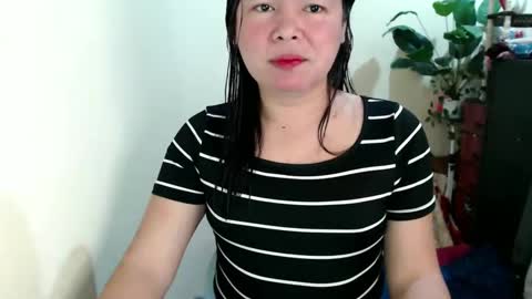 Snapshot of sweet_kendallxxxx chatting on February 27, 9:18 am Nicahhh online show from February 27, 9:18 am